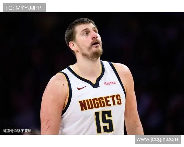 中锋实战篮球鞋评测约基奇的风格与性能解析
